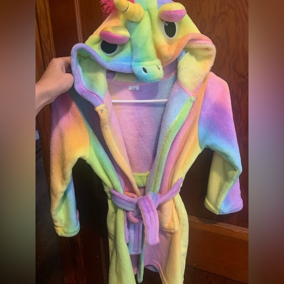Unicorn Plushy Girls Bath Robe - Picture 1 of 3